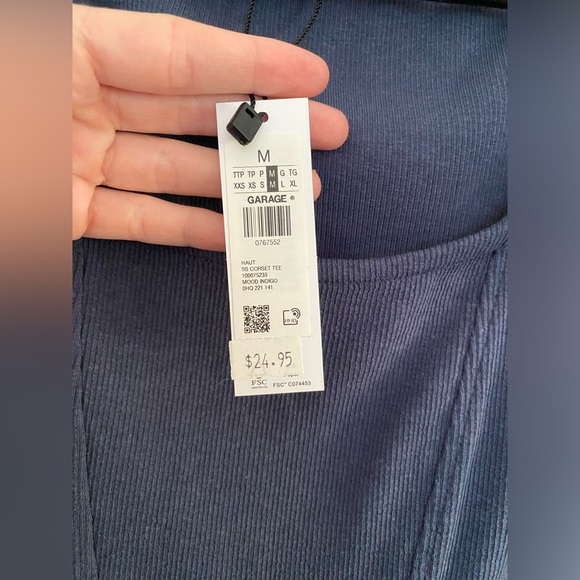 SOLD! NWT! Garage blue crop top! Medium - Picture 2 of 4